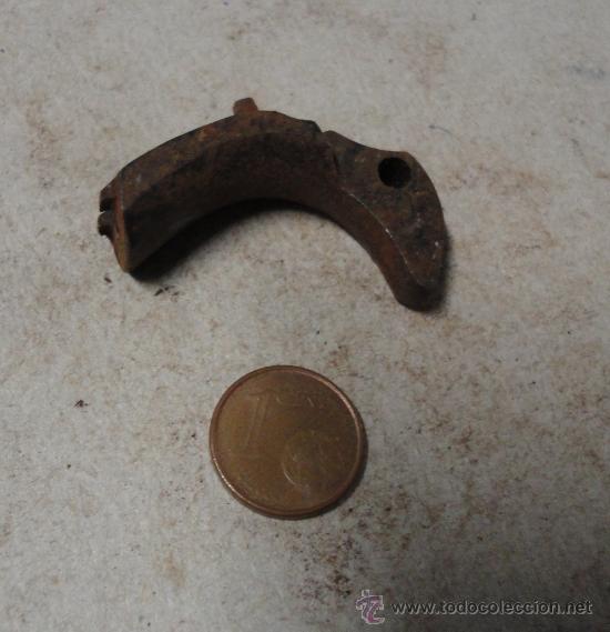 Militaria: Pieza de arma corta - Foto 1