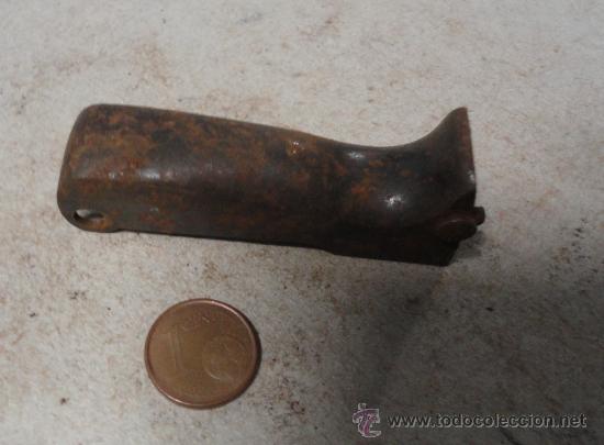 Militaria: Pieza de arma corta - Foto 1