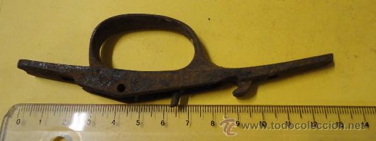 Militaria: Guardamonte de escopeta - Foto 1