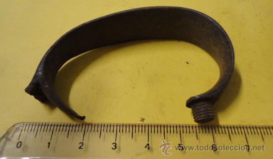 Militaria: Guardamonte de escopeta - Foto 1