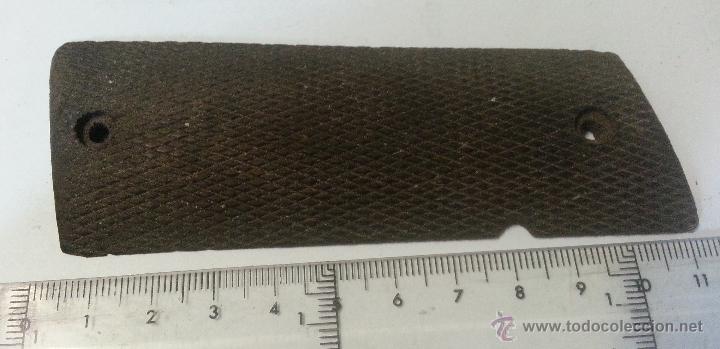 Militaria: Cacha derecha, desconozco modelo - Foto 1