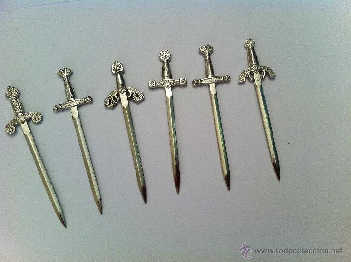 Militaria: ESPADAS HISTORICAS DE LOS TEMPLARIOS 7 cm. DE LARGA - Foto 1