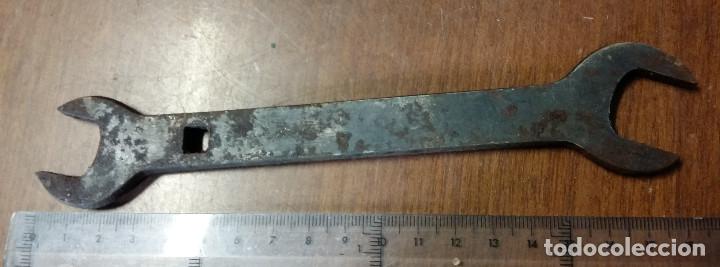 Militaria: Llave de dotaci&oacute;n ALFA - Foto 2