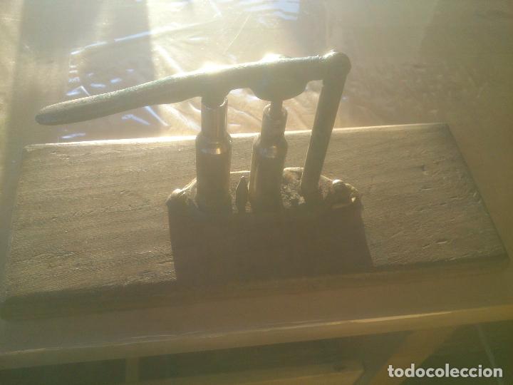 Militaria: Cargador de cartuchos - Foto 1