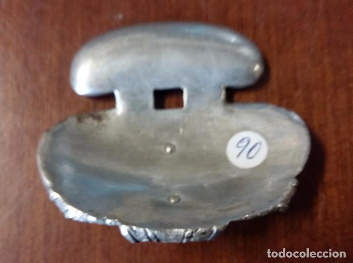 Militaria: Cazoleta de espada de ce&ntilde;ir, plateada - Foto 2