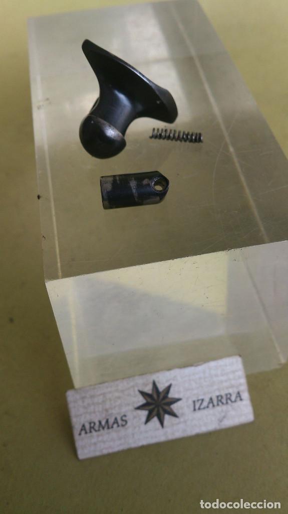 Militaria: COLT PYTHON, PESTILLO DE CIERRE Y PIST&Oacute;N DEL PESTILLO,PIEZAS ORIGINALES - Foto 2