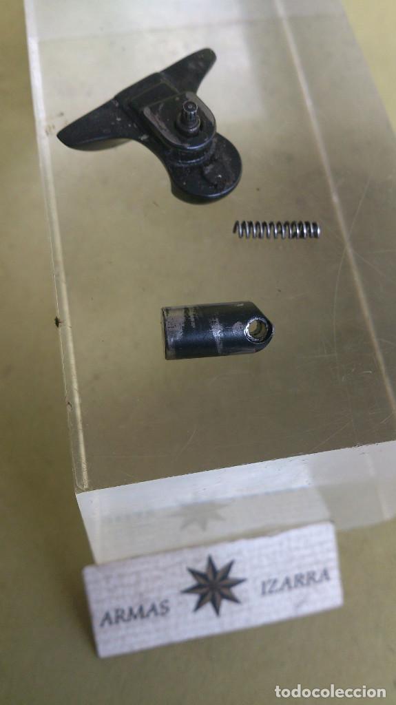 Militaria: COLT PYTHON, PESTILLO DE CIERRE Y PIST&Oacute;N DEL PESTILLO,PIEZAS ORIGINALES - Foto 4