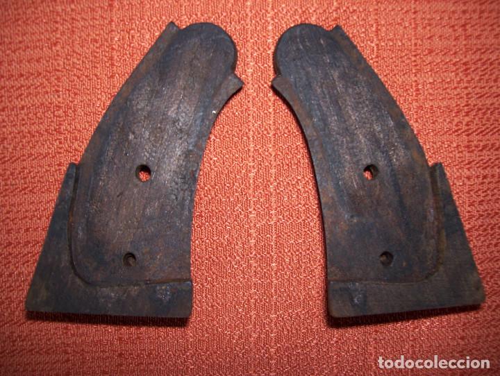 Militaria: cachas revolver Eibarres madera - Foto 4
