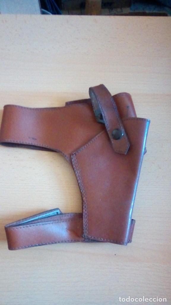 Militaria: antigua funda tobillera - Foto 1