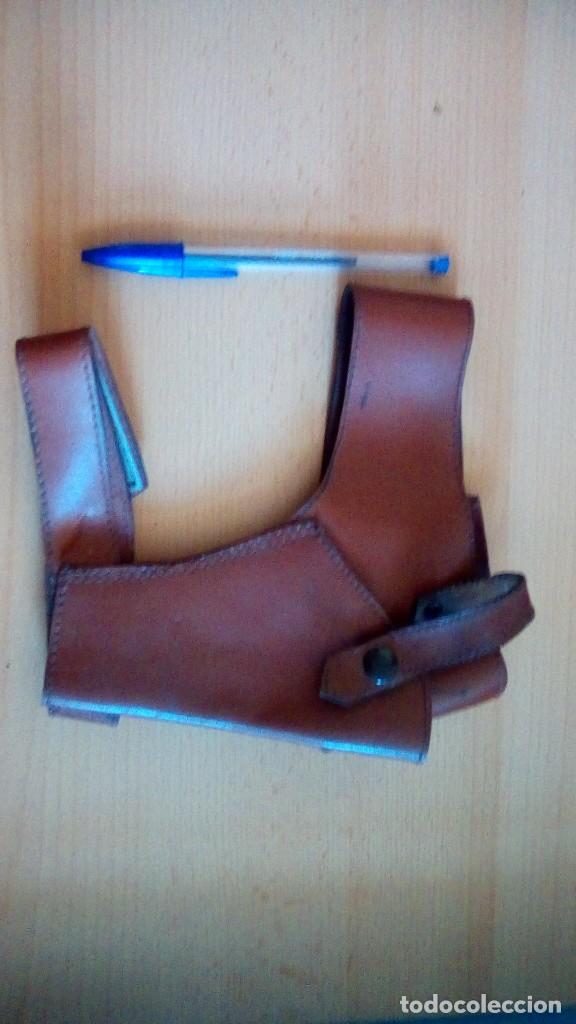 Militaria: antigua funda tobillera - Foto 2