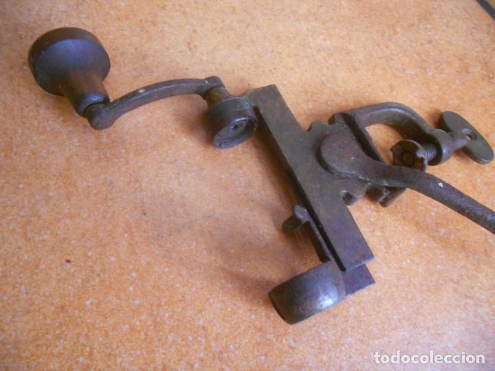 Militaria: CARGADOR DE CARTUCHOS - Foto 1