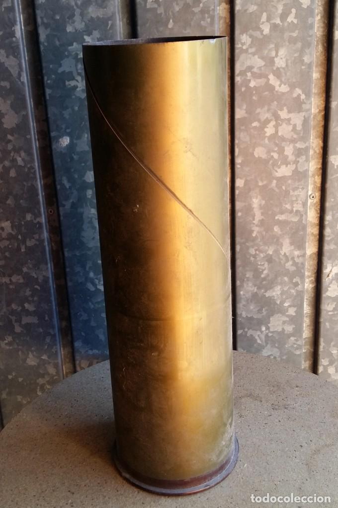 Militaria: Vaina 105 mm. de chapa enrollada - Foto 1
