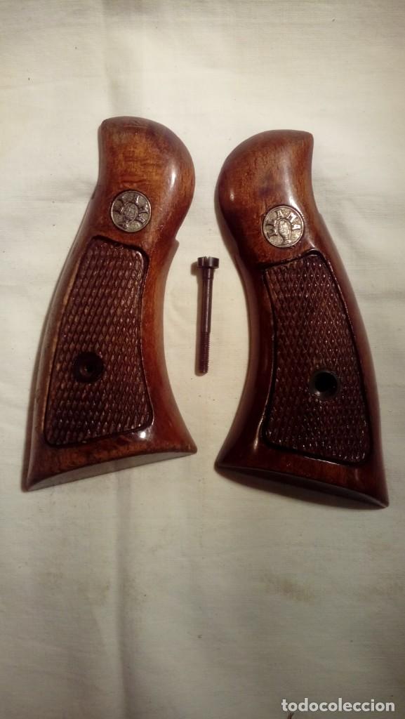 Militaria: CACHAS REVOLVER LLAMA - Foto 1