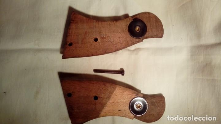 Militaria: CACHAS REVOLVER LLAMA - Foto 2