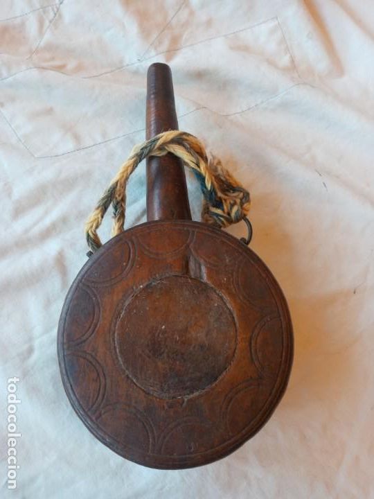 Militaria: Polvorera antigua - Foto 2