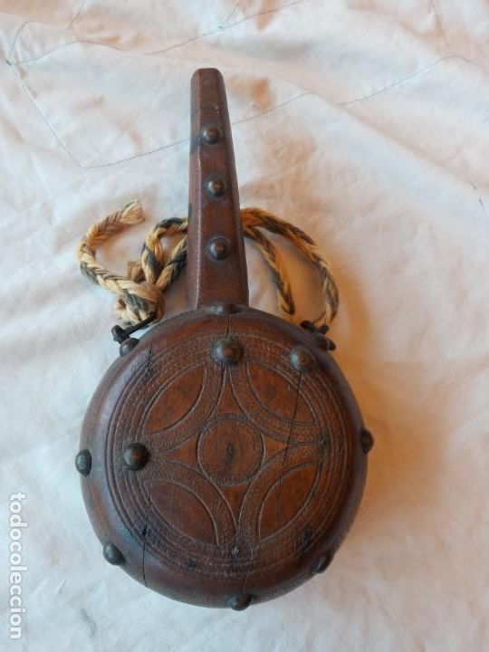 Militaria: Polvorera antigua - Foto 1