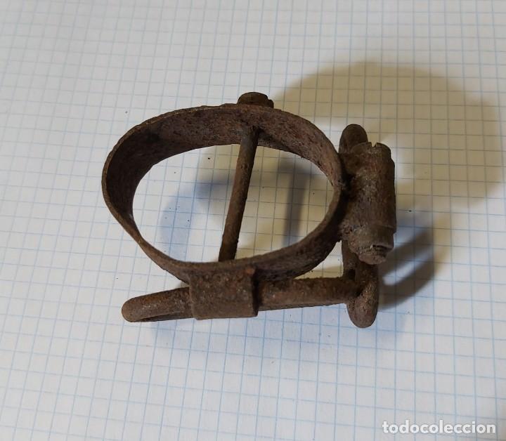 Militaria: Anilla de fusil alem&aacute;n - Foto 2