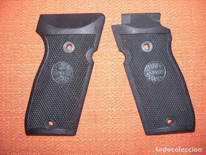 Militaria: Cachas Astra A70 plastico - Foto 1