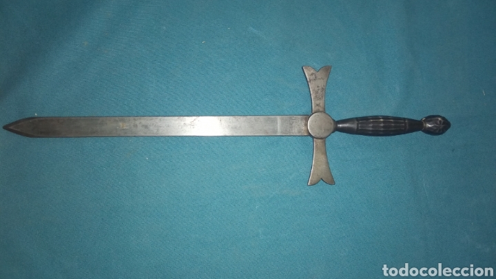 Militaria: Daga de Toledo de hierro - Foto 1