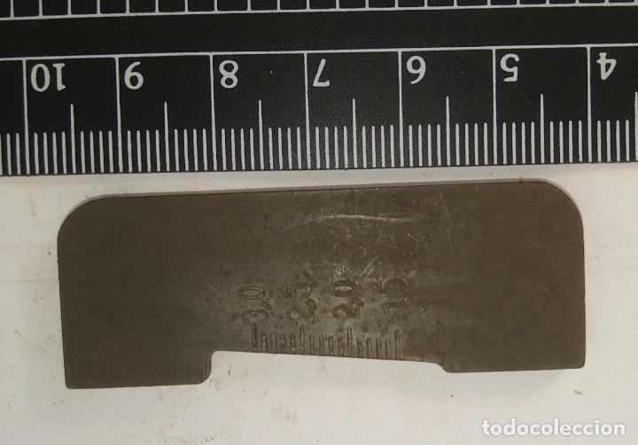 Militaria: regleta salida percutor mauser - Foto 1
