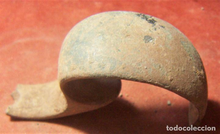 Militaria: Antiguo guardamontes - Foto 2