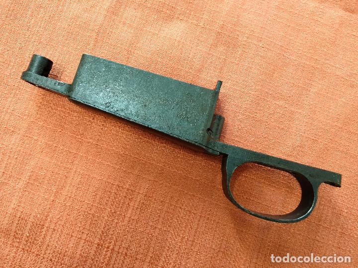 Militaria: Guardamonte Mauser Yugoslavo de caja corta - Foto 1