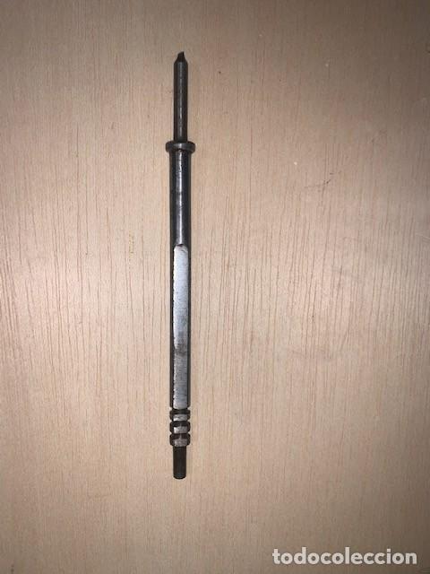 Militaria: Percutor Mauser Oviedo inutilizado - Foto 1