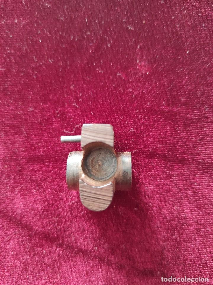 WW2 Alemana Luger Pistola P08 Mano de Madera apretones w/Stripping