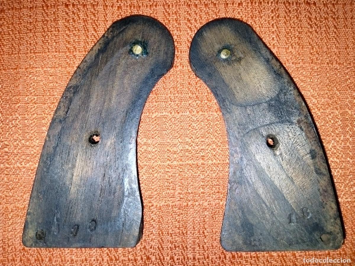 Militaria: Cachas revolver Tanque - Foto 3