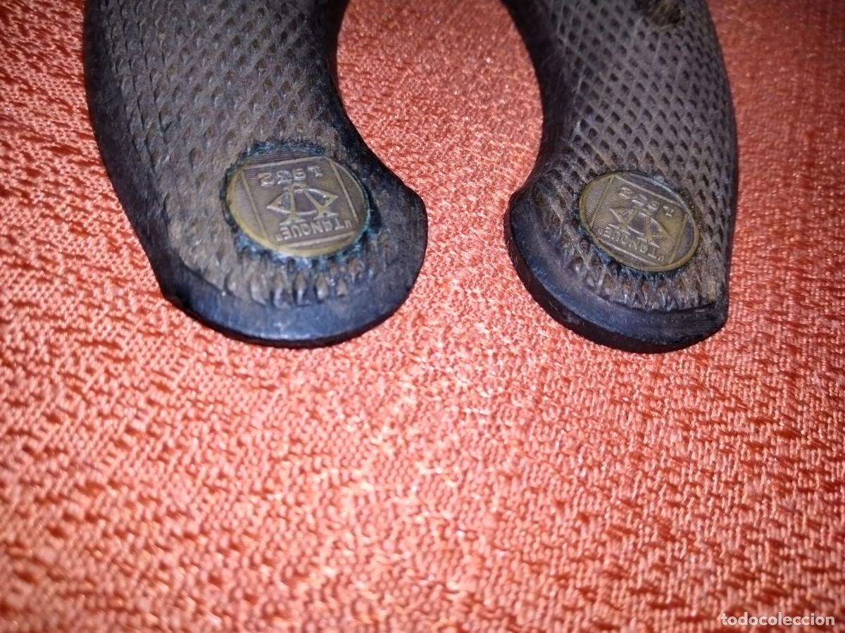 Militaria: Cachas revolver Tanque - Foto 4