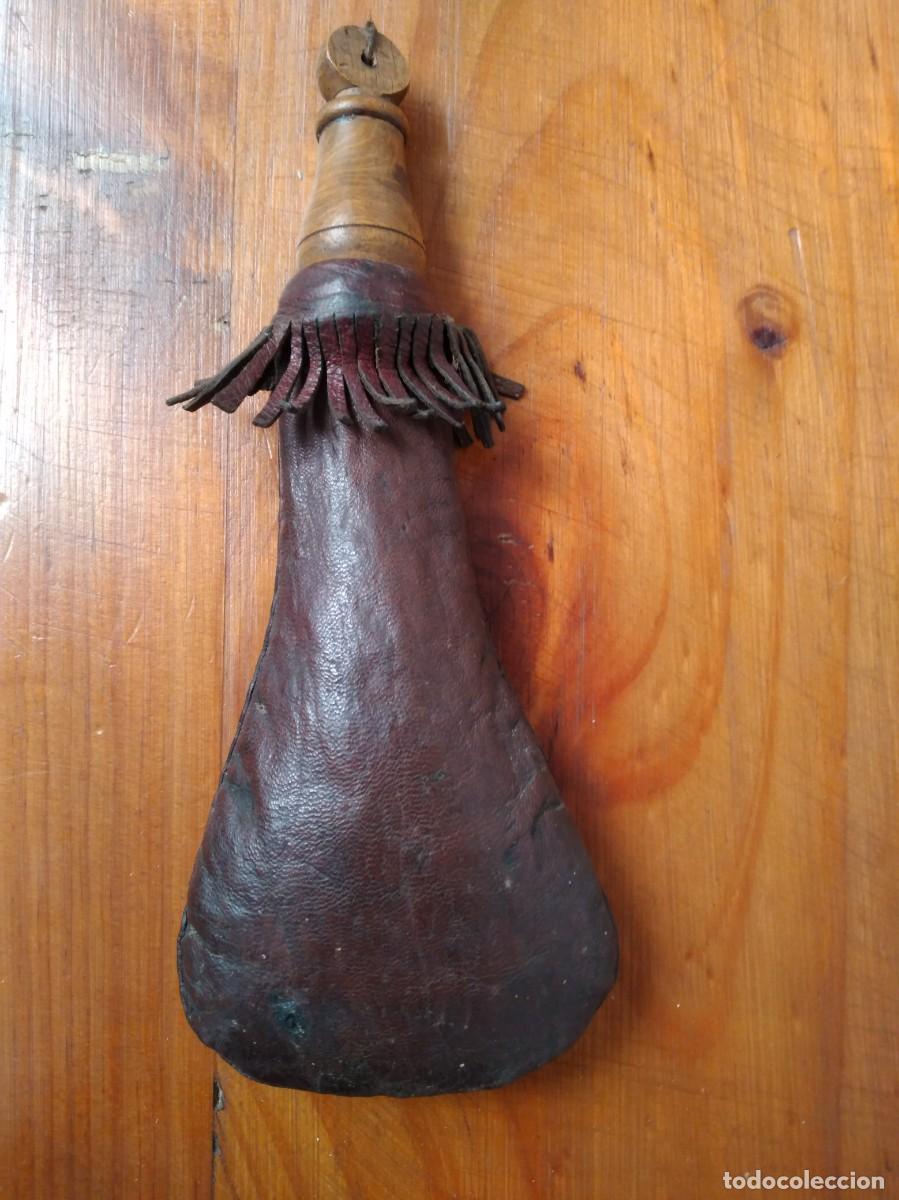 Militaria: Polvera de cuero - Foto 1
