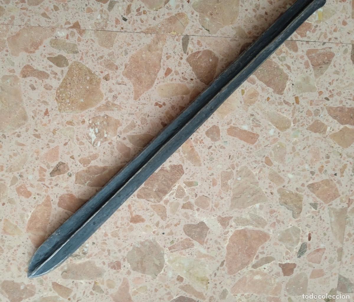 Militaria: Aut&eacute;ntica lanza Massai