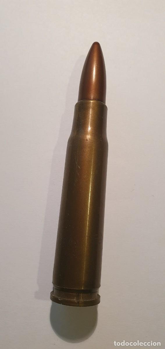 Militaria: Bol&iacute;grafo bala - Foto 1