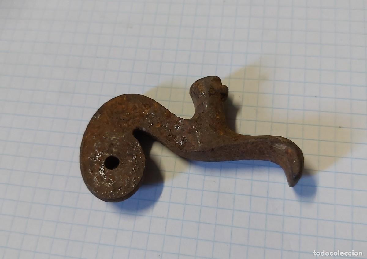 Militaria: Martillo de escopeta suelto - Foto 2