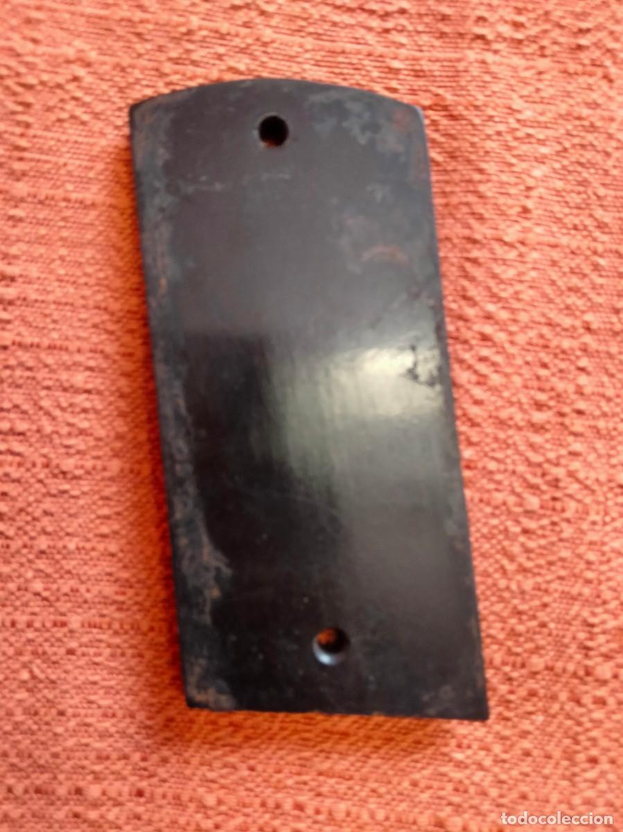 Militaria: Cacha derecha pistola CESAR - Foto 2