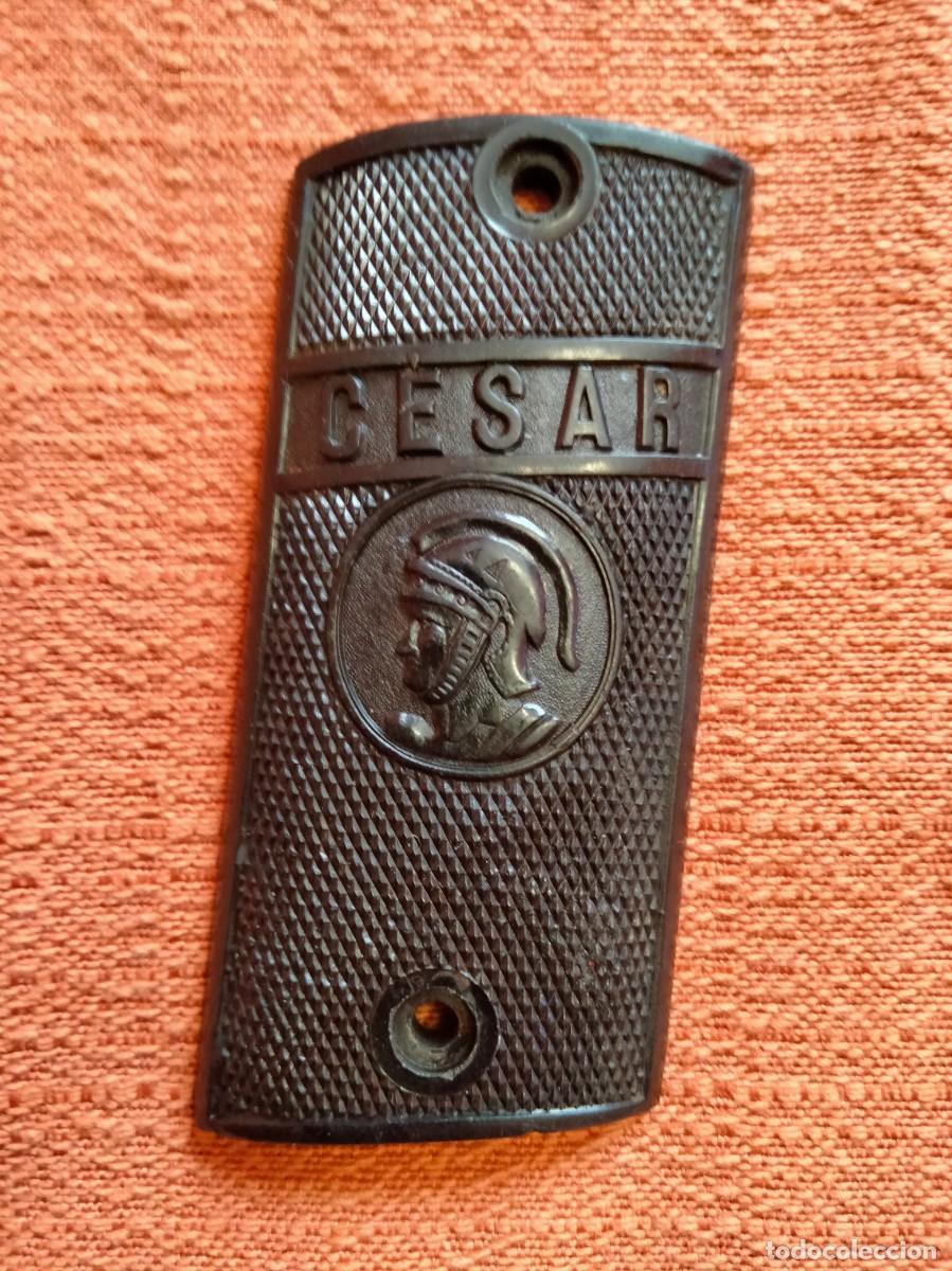 Militaria: Cacha derecha pistola CESAR - Foto 1