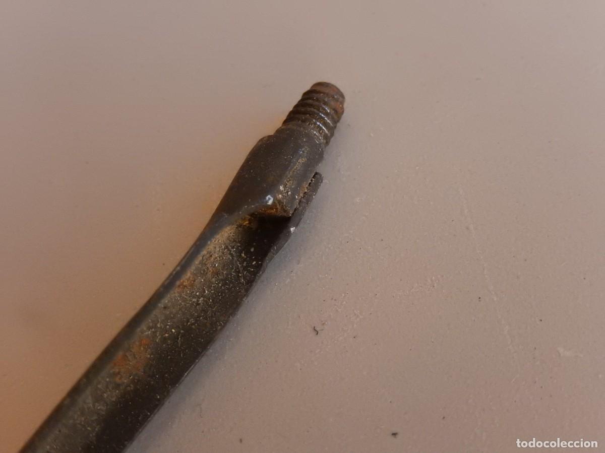 Militaria: Feminela de limpieza con extractor. Sin m&aacute;s datos. - Foto 7