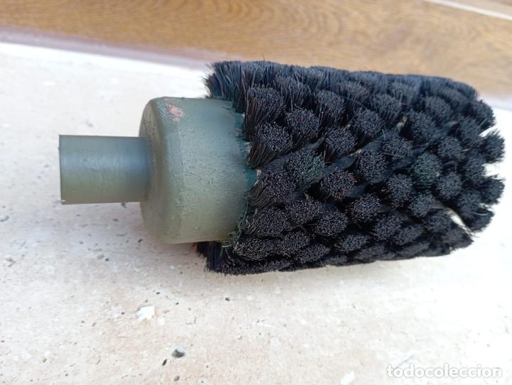 Militaria: CEPILLO LIMPIEZA PARA CA&Ntilde;ON EJERCITO ESPA&Ntilde;A. - Foto 2