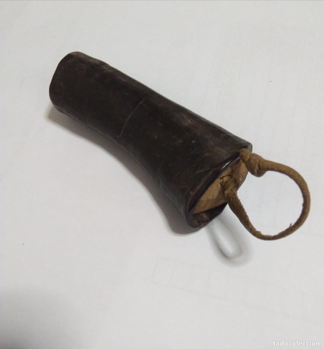 Militaria: Guarda pistones de cuerno - Foto 6