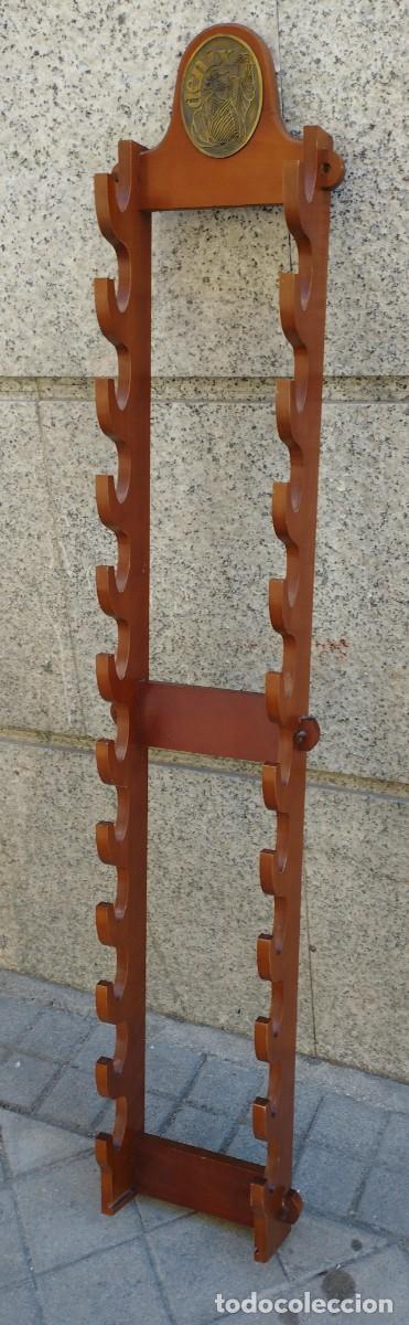 Militaria: SOPORTE DE MADERA PARA ARMAS DENIX - Foto 1