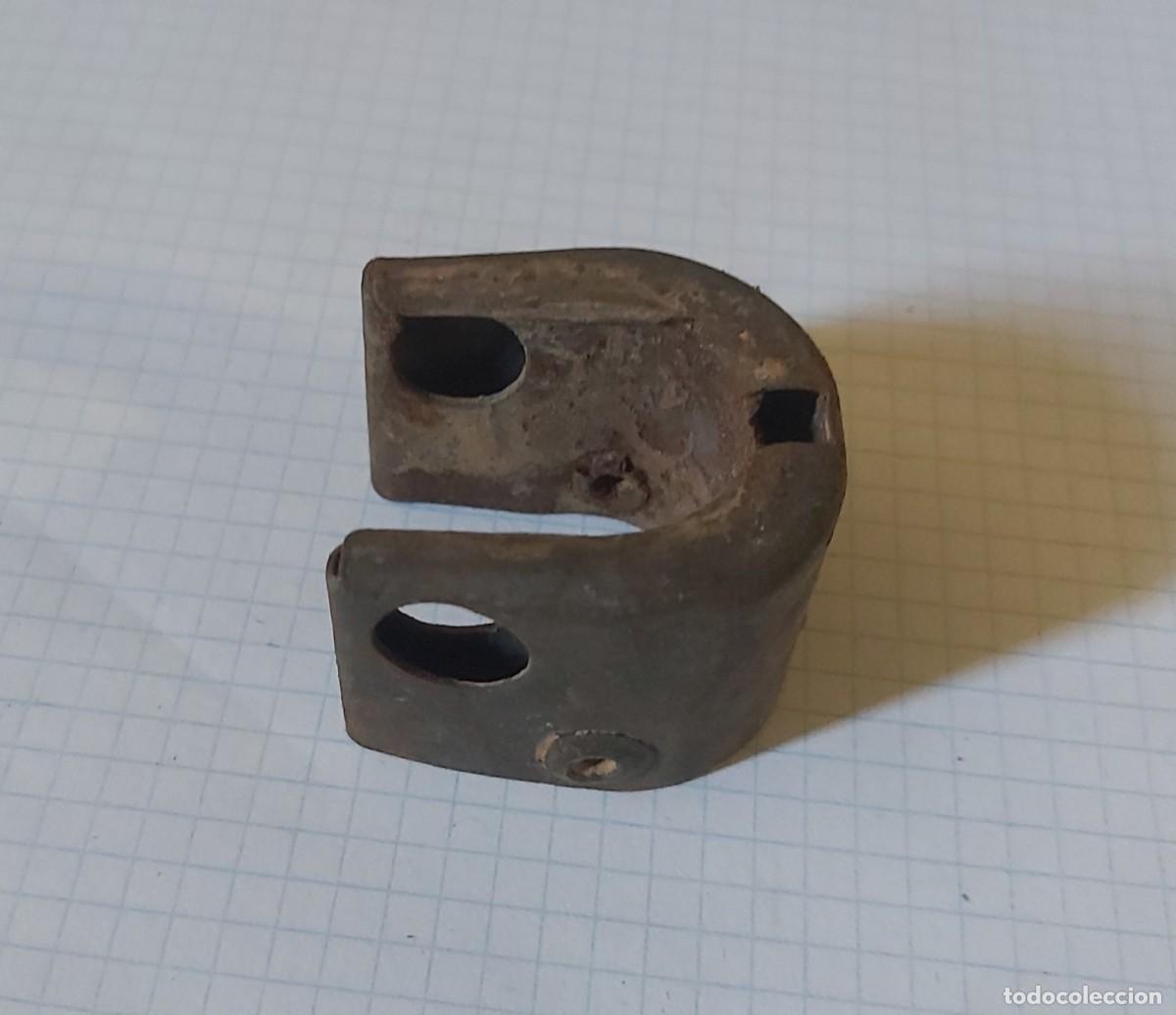 Militaria: Repuesto - pieza de CETME - Foto 1