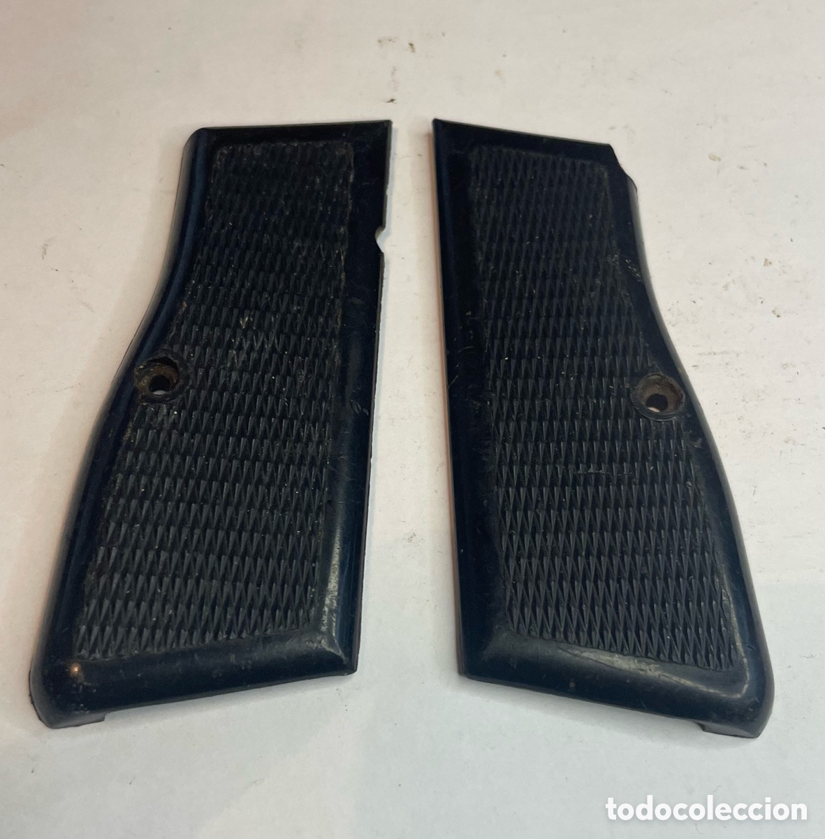 Militaria: Cachas FN GP35 - Foto 2