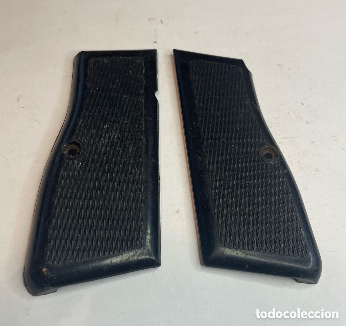 Militaria: Cachas FN GP35 - Foto 1
