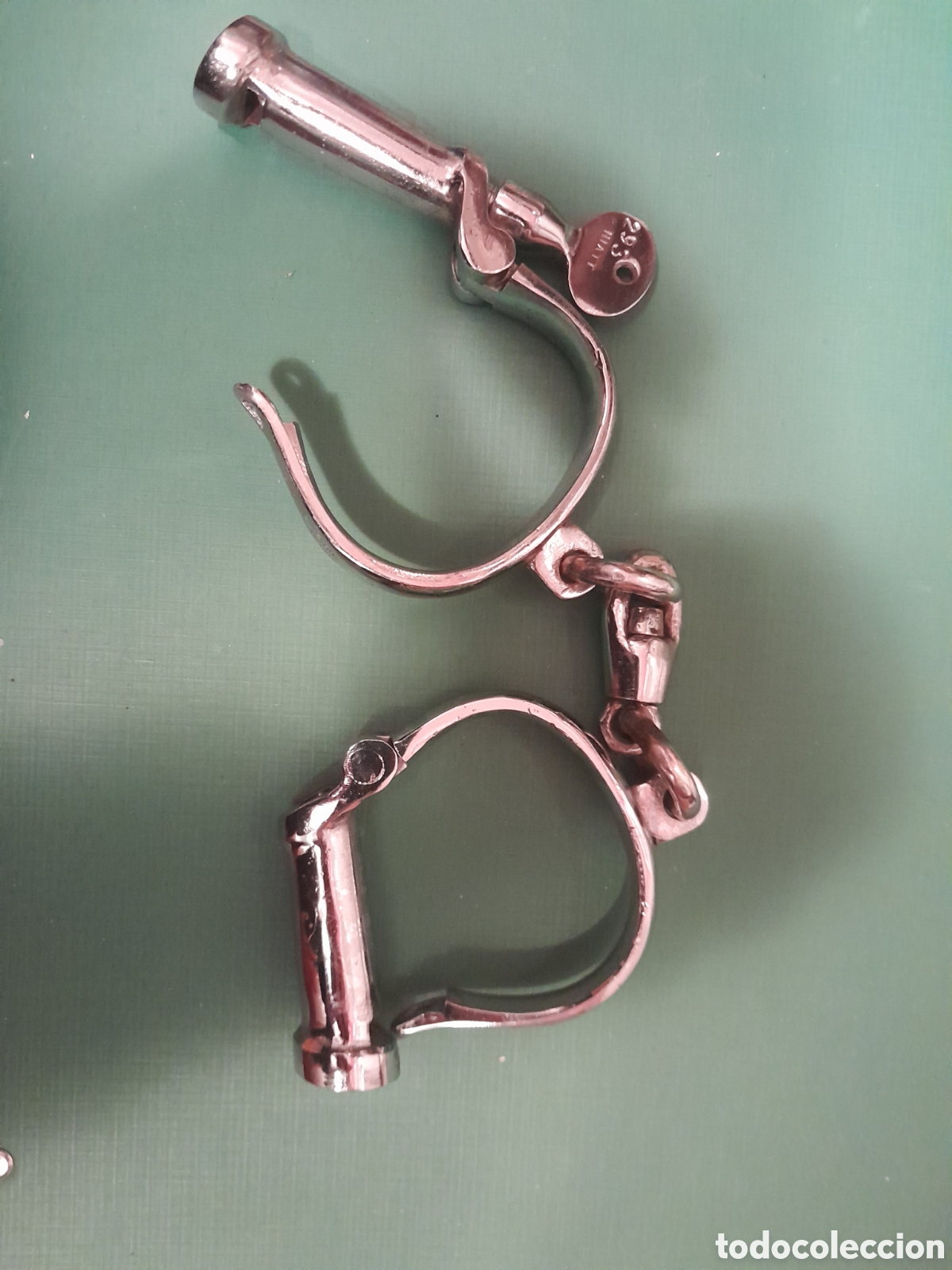 Militaria: Esposas antiguas cromadas - Foto 3