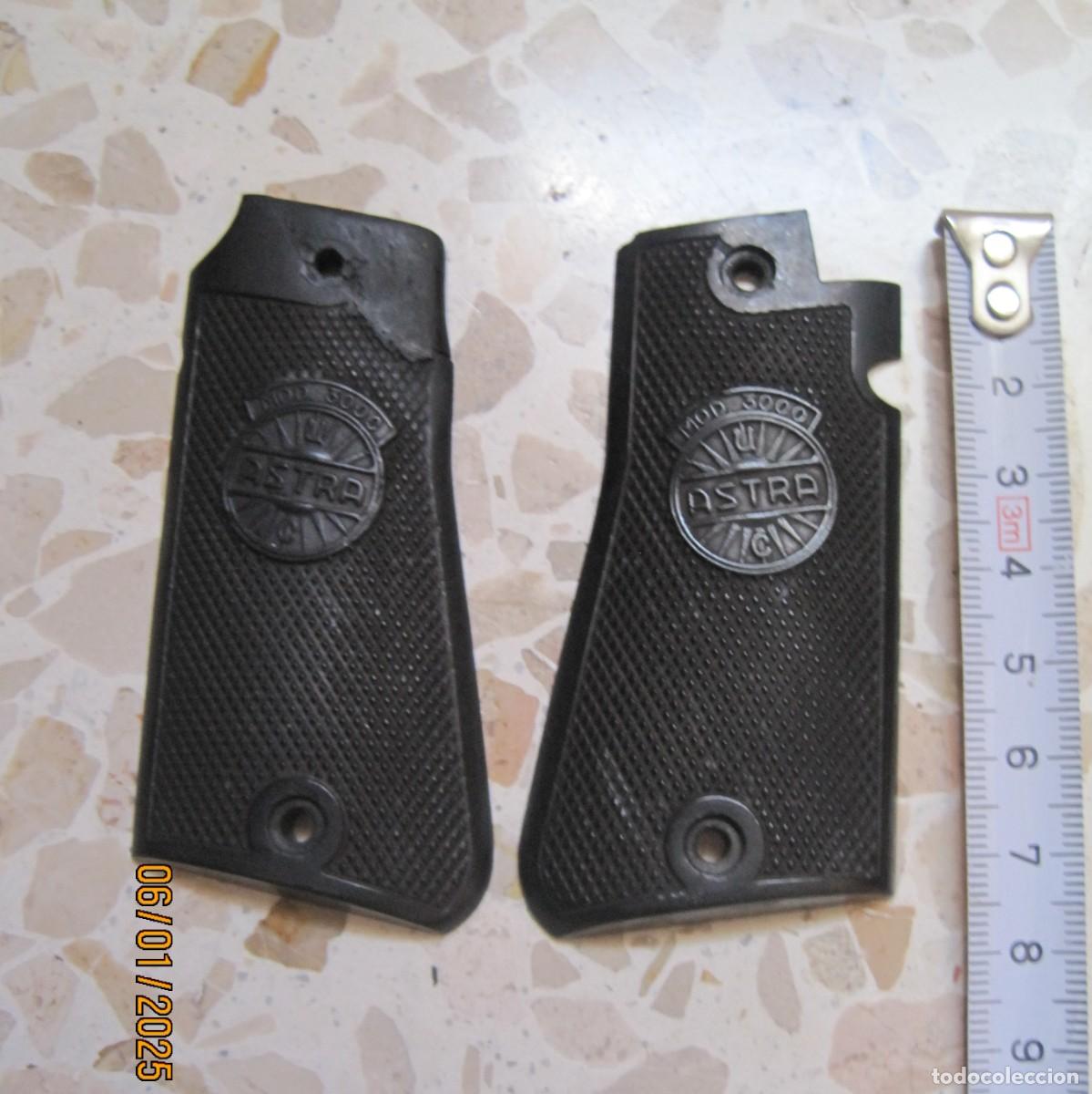 Militaria: CACHAS ASTRA MODELO 3000. - Foto 1