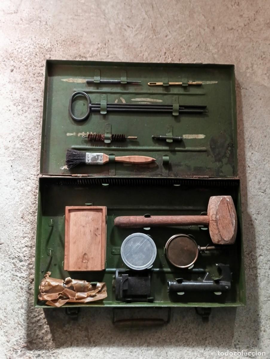 Militaria: Caja de repuestos para FAO