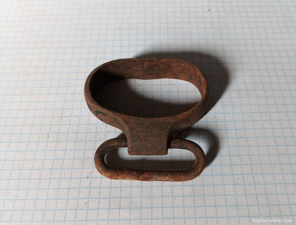 Militaria: Abrazadera para fusil Mauser - Foto 3