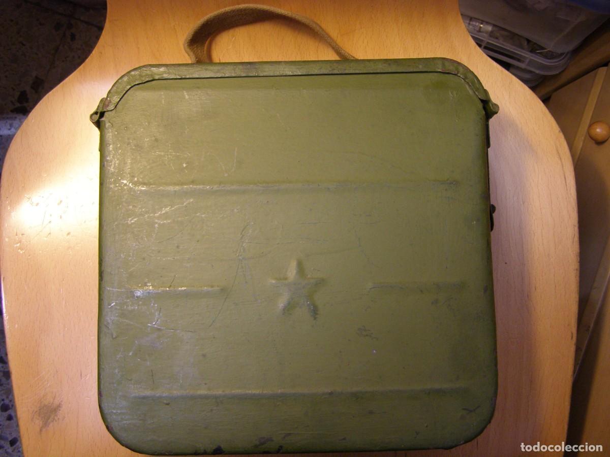 Militaria: CAJA DE CINTA DE AMETRALLADORA MAXIM MODELO 1910, SOVI&Eacute;TICA, SIN CINTA.