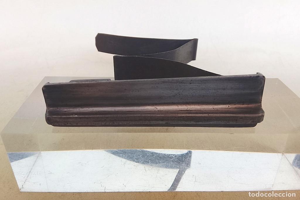 Militaria: TEJA ELEVADORA Y MUELLE DE FLEJE DEL MOSQUET&Oacute;N MAUSER 1916 - Foto 7