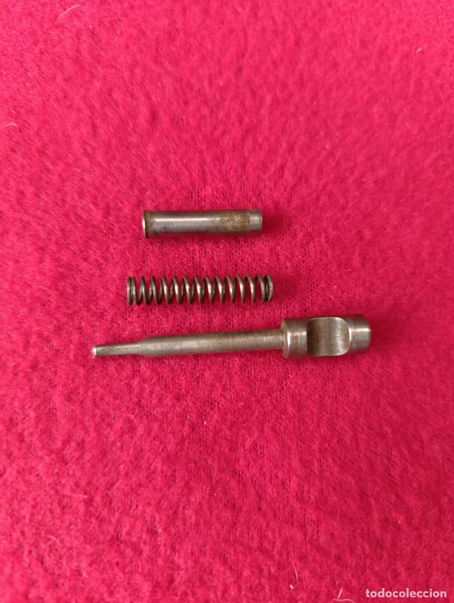 Militaria: bren aguja y muelle bren